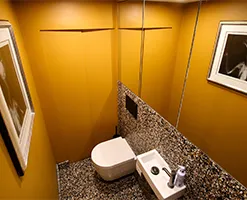 granite tiled modern bathroom